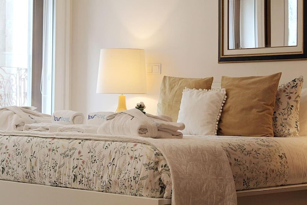 Oliveiras Charming Apartment Downtown Porto Bagian luar foto